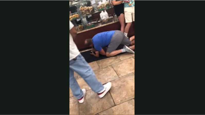 MMA Streetfight Viral Video: Bagel Boss Attacker Shoots For Takedown